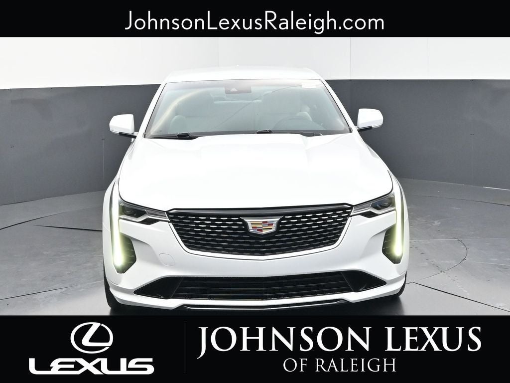 2023 Cadillac CT4 Luxury