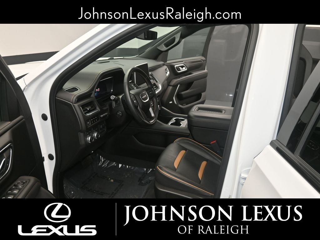 2023 GMC Yukon XL AT4