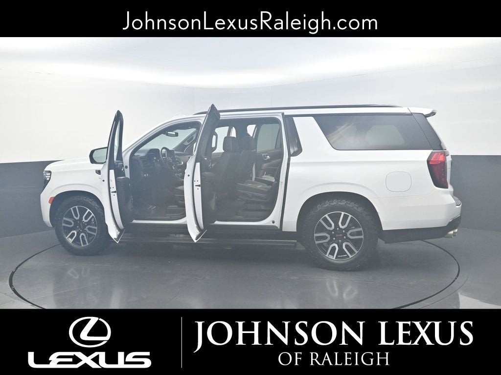 2023 GMC Yukon XL AT4