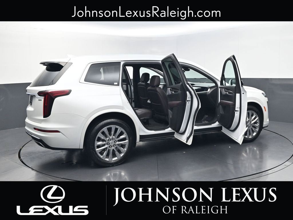 2022 Cadillac XT6 Premium Luxury