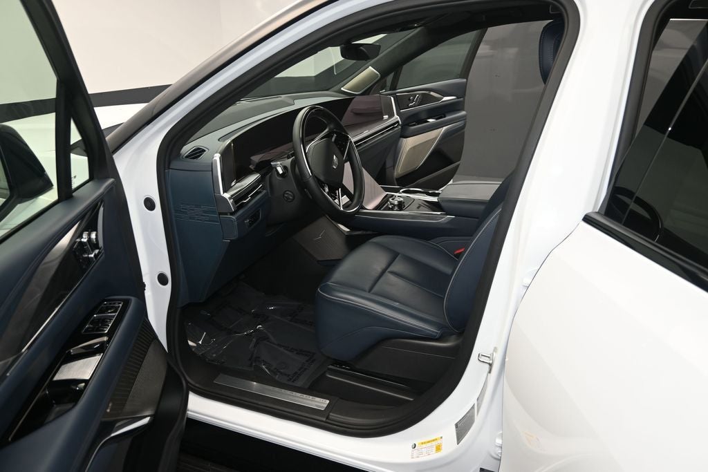 2025 Cadillac ESCALADE IQ Sport 2