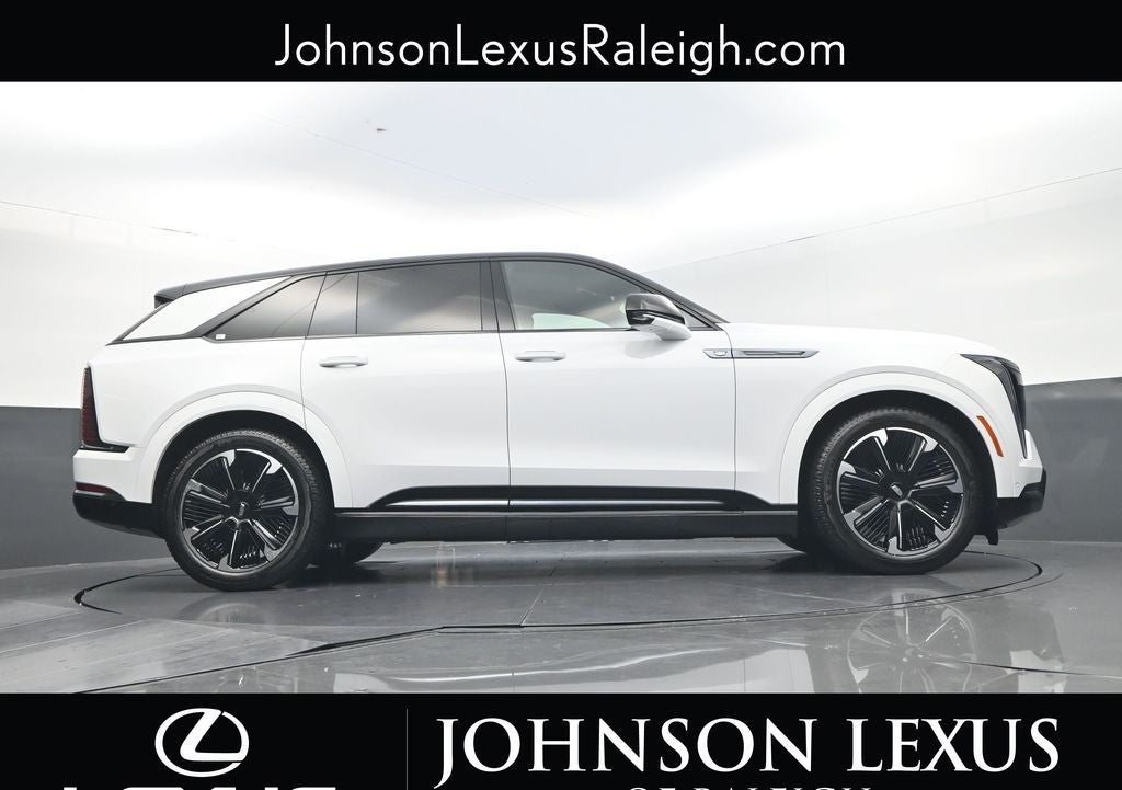 2025 Cadillac ESCALADE IQ Sport 2