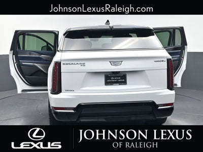 2025 Cadillac ESCALADE IQ Sport 2