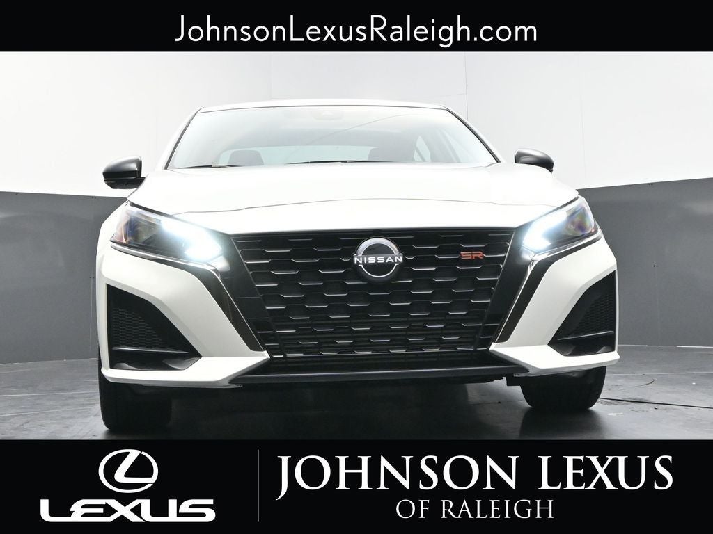 2023 Nissan Altima 2.0 SR