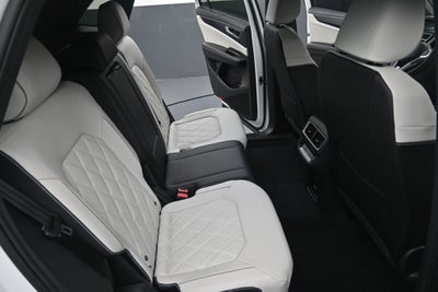 2025 Volkswagen Atlas Cross Sport 2.0T SEL Premium R-Line