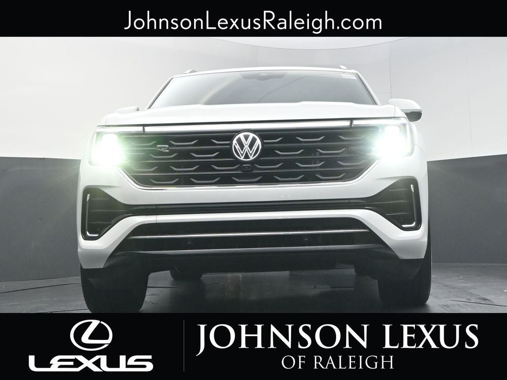 2025 Volkswagen Atlas Cross Sport 2.0T SEL Premium R-Line