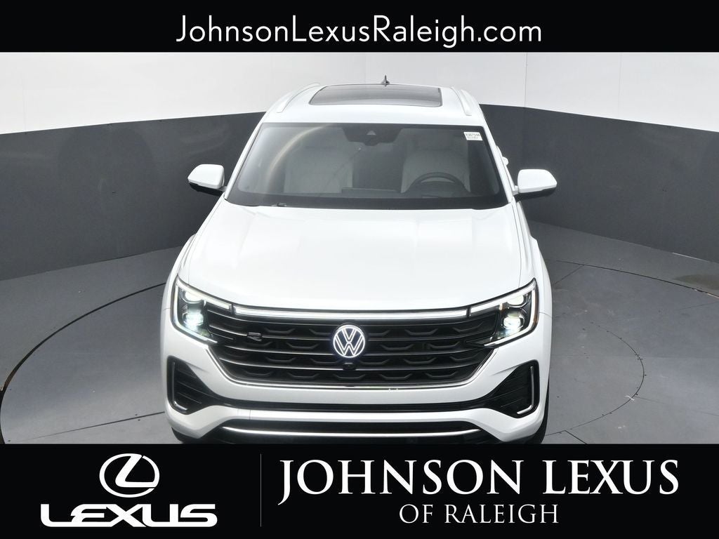 2025 Volkswagen Atlas Cross Sport 2.0T SEL Premium R-Line