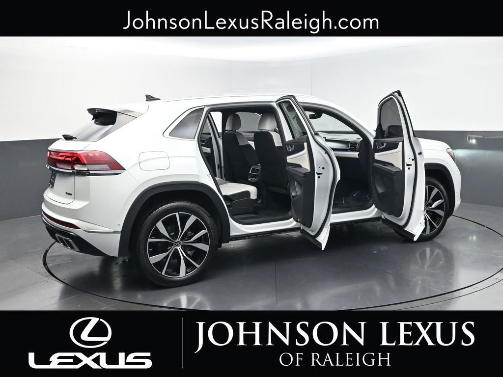 2025 Volkswagen Atlas Cross Sport 2.0T SEL Premium R-Line