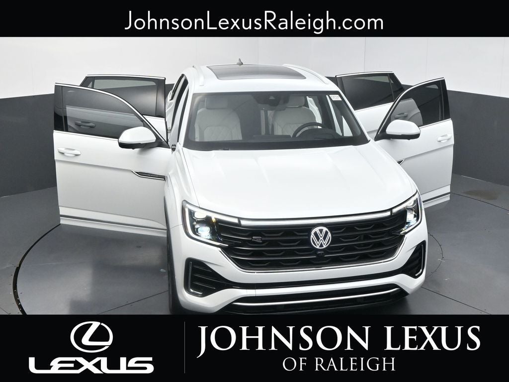 2025 Volkswagen Atlas Cross Sport 2.0T SEL Premium R-Line