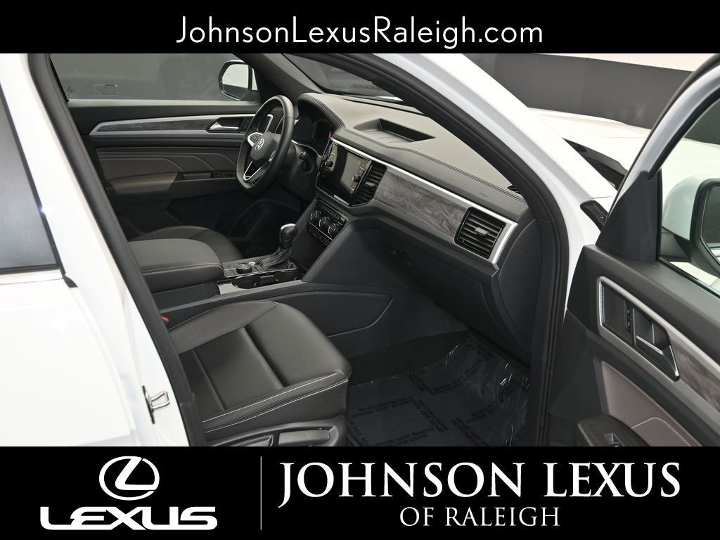 2023 Volkswagen Atlas Cross Sport 2.0T SE w/Technology