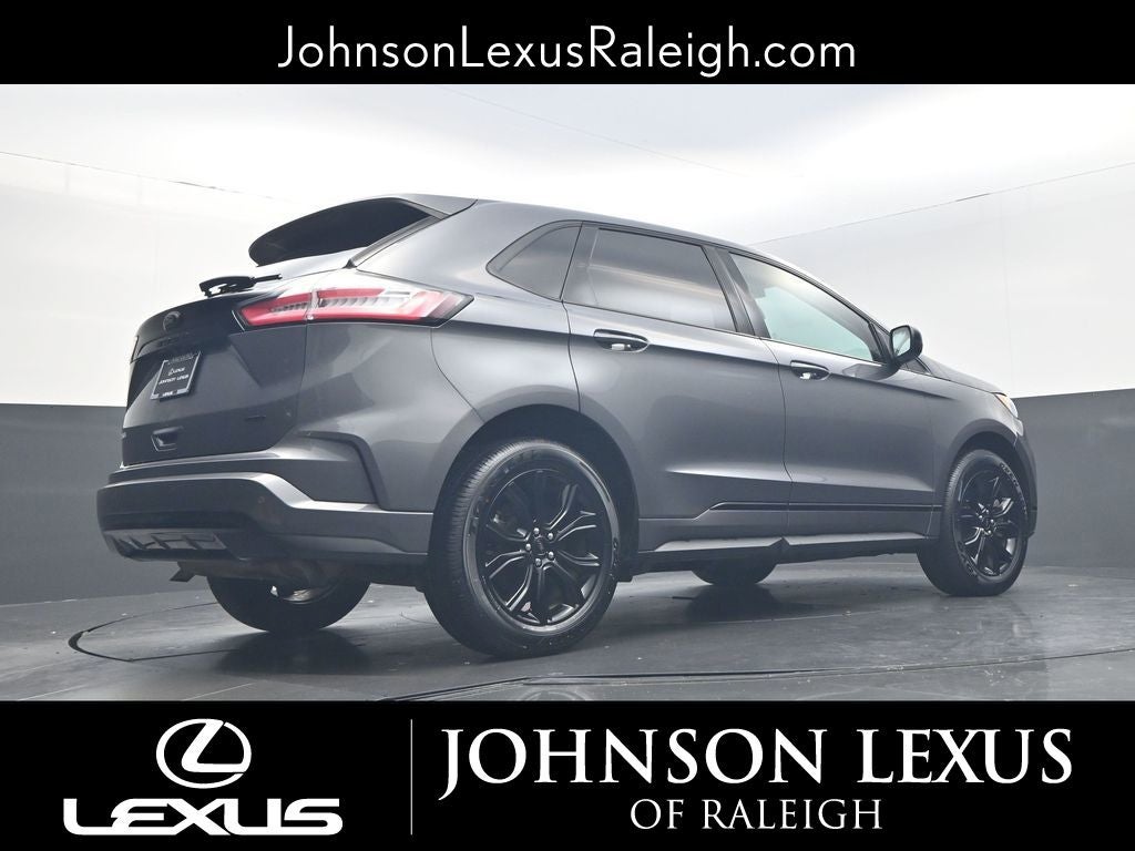 2022 Ford Edge SE