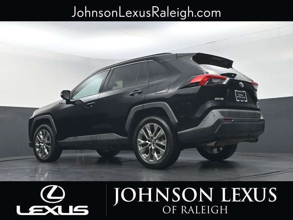 2019 Toyota RAV4 XLE Premium