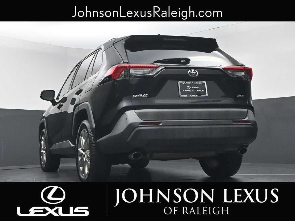 2019 Toyota RAV4 XLE Premium