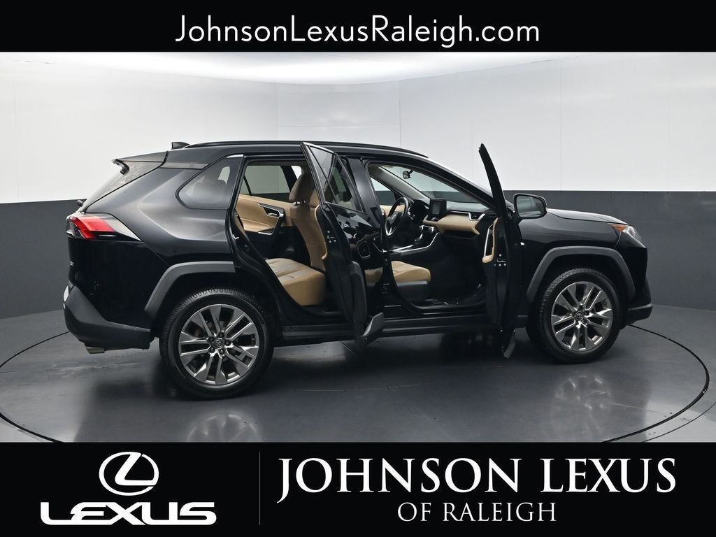 2019 Toyota RAV4 XLE Premium