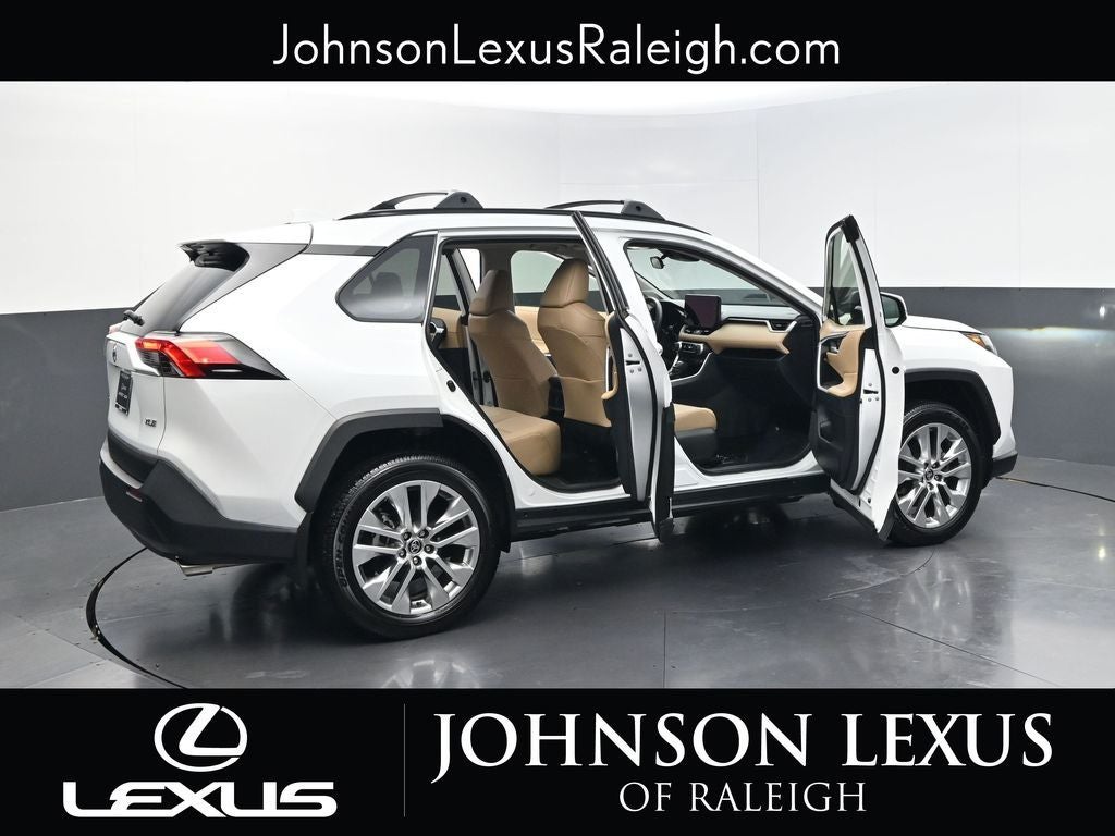 2025 Toyota RAV4 XLE Premium