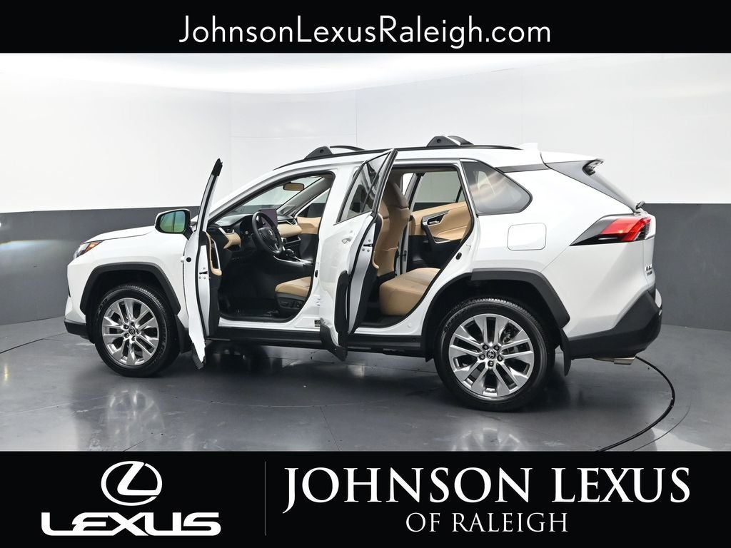 2025 Toyota RAV4 XLE Premium