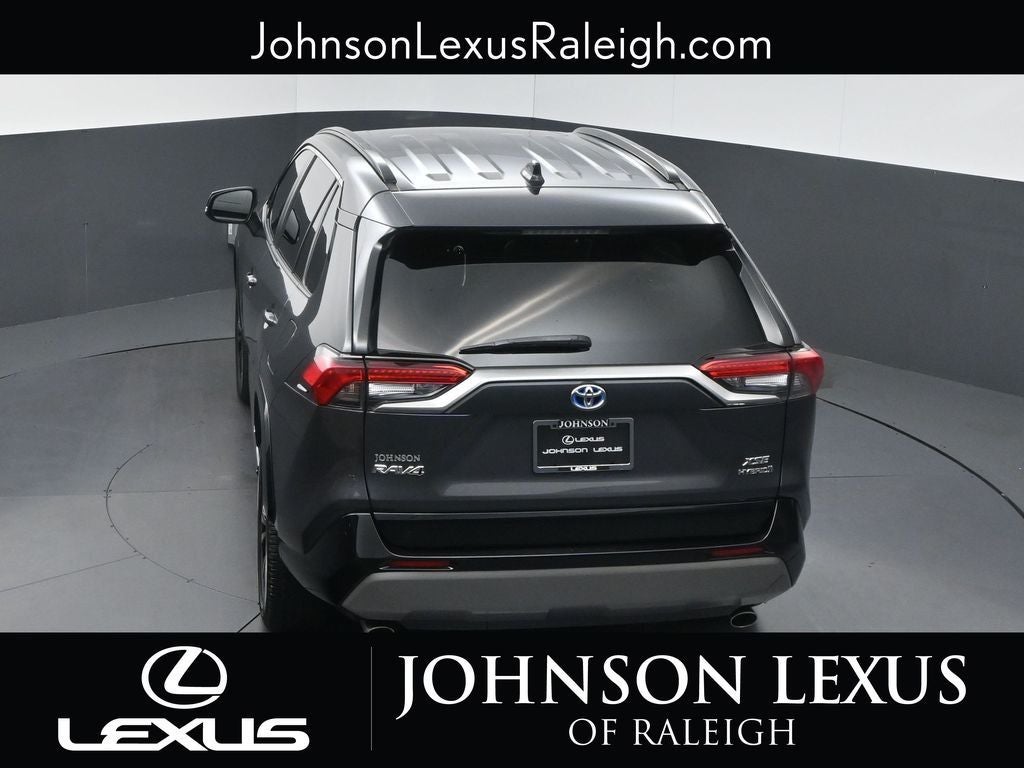 2022 Toyota RAV4 Hybrid XSE