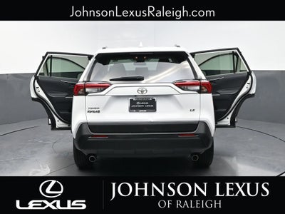 2020 Toyota RAV4 LE