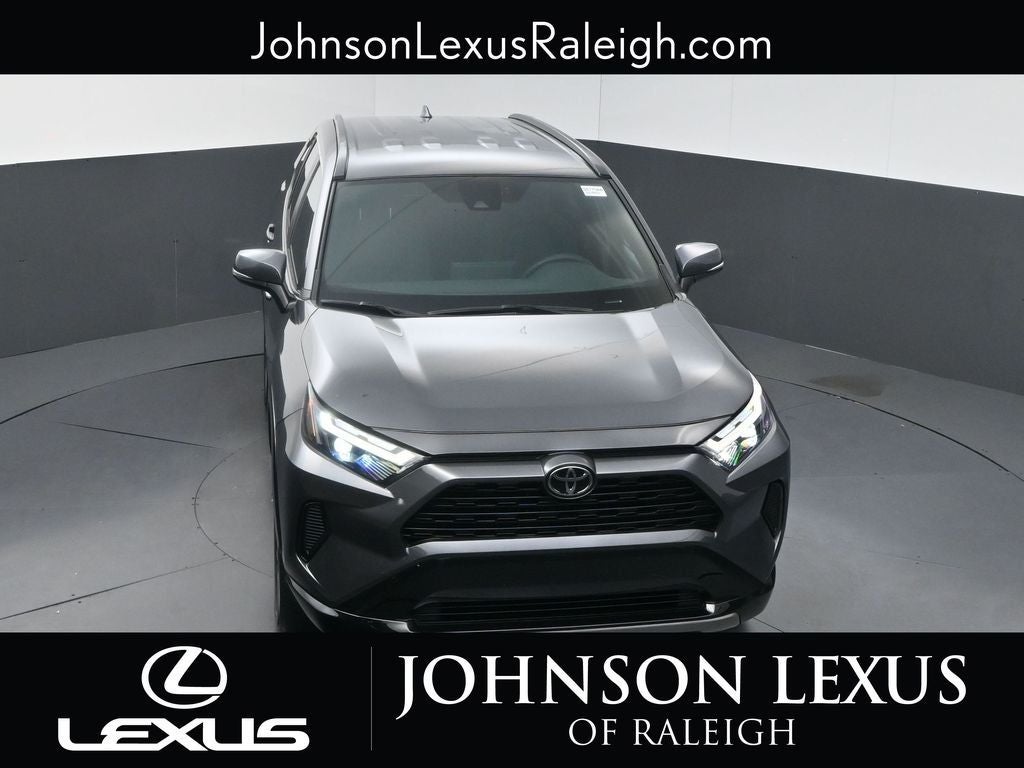 2025 Toyota RAV4 Hybrid SE