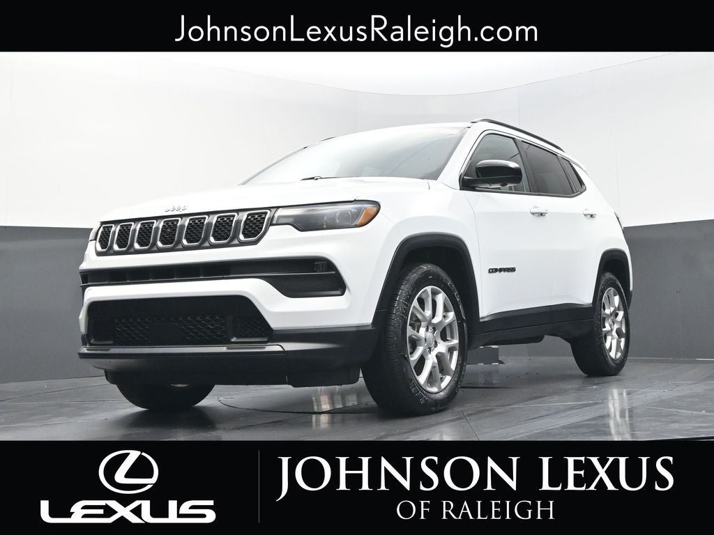2023 Jeep Compass Latitude Lux