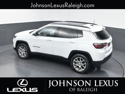 2023 Jeep Compass Latitude Lux