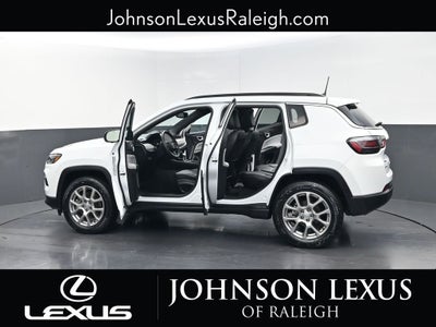 2023 Jeep Compass Latitude Lux