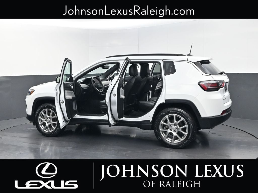 2023 Jeep Compass Latitude Lux