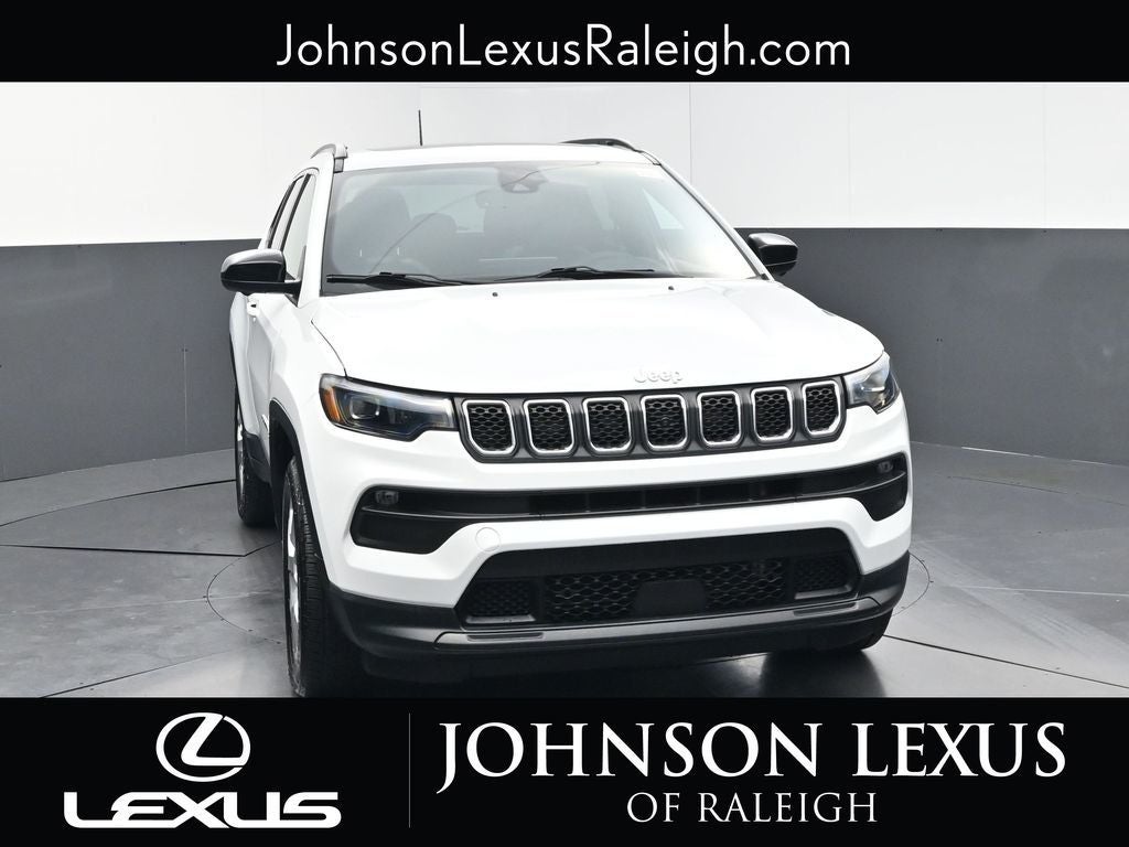 2023 Jeep Compass Latitude Lux
