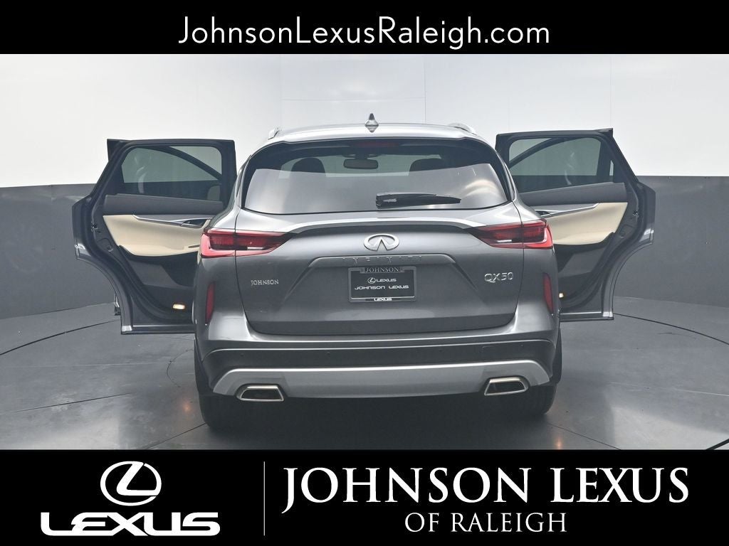 2022 INFINITI QX50 LUXE