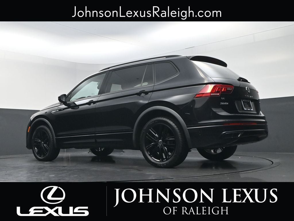 2022 Volkswagen Tiguan 2.0T SE R-Line Black