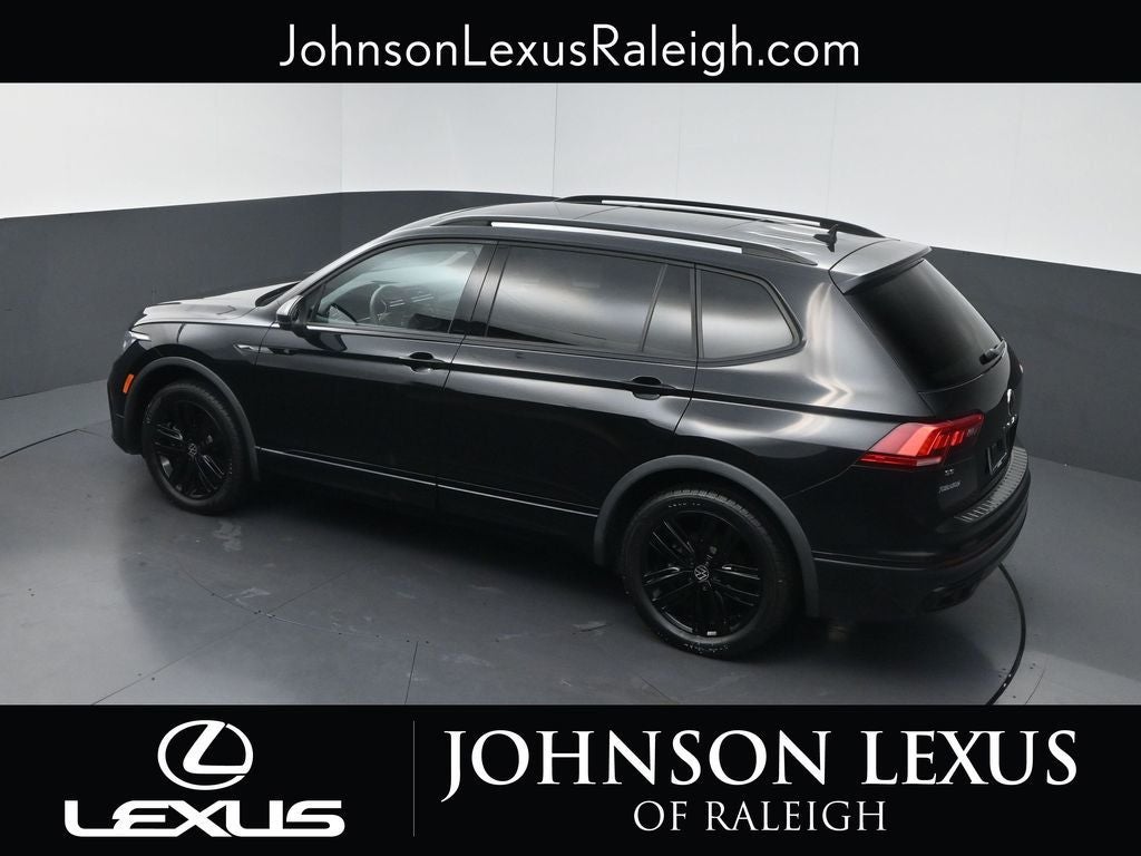 2022 Volkswagen Tiguan 2.0T SE R-Line Black
