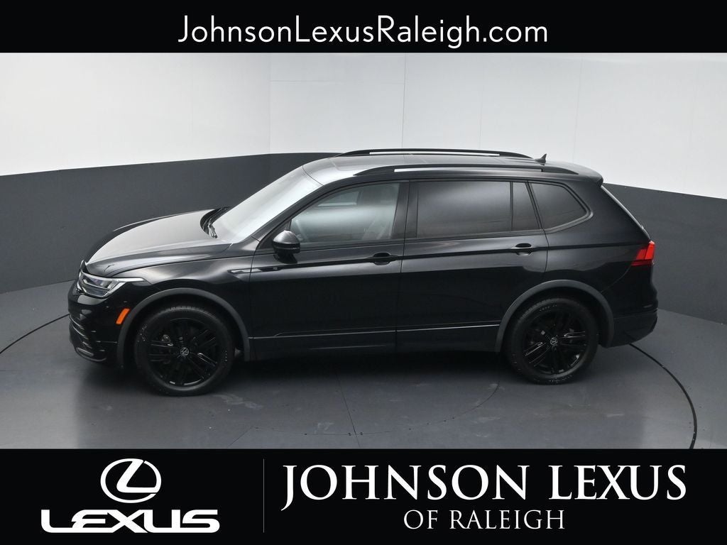 2022 Volkswagen Tiguan 2.0T SE R-Line Black