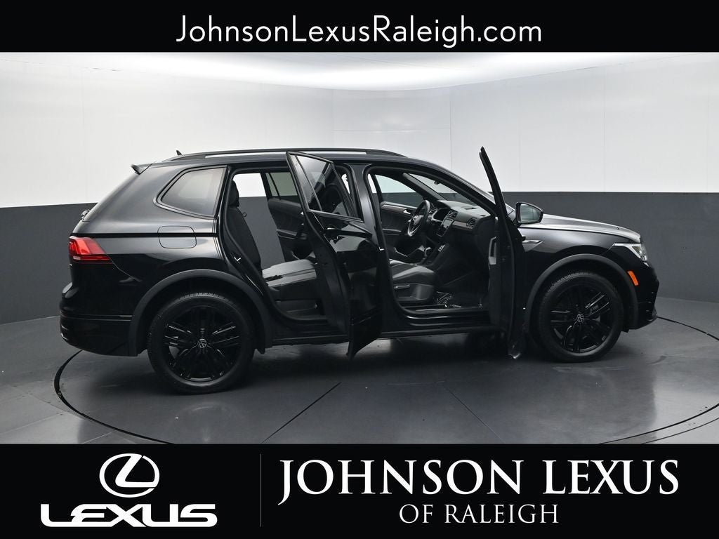 2022 Volkswagen Tiguan 2.0T SE R-Line Black