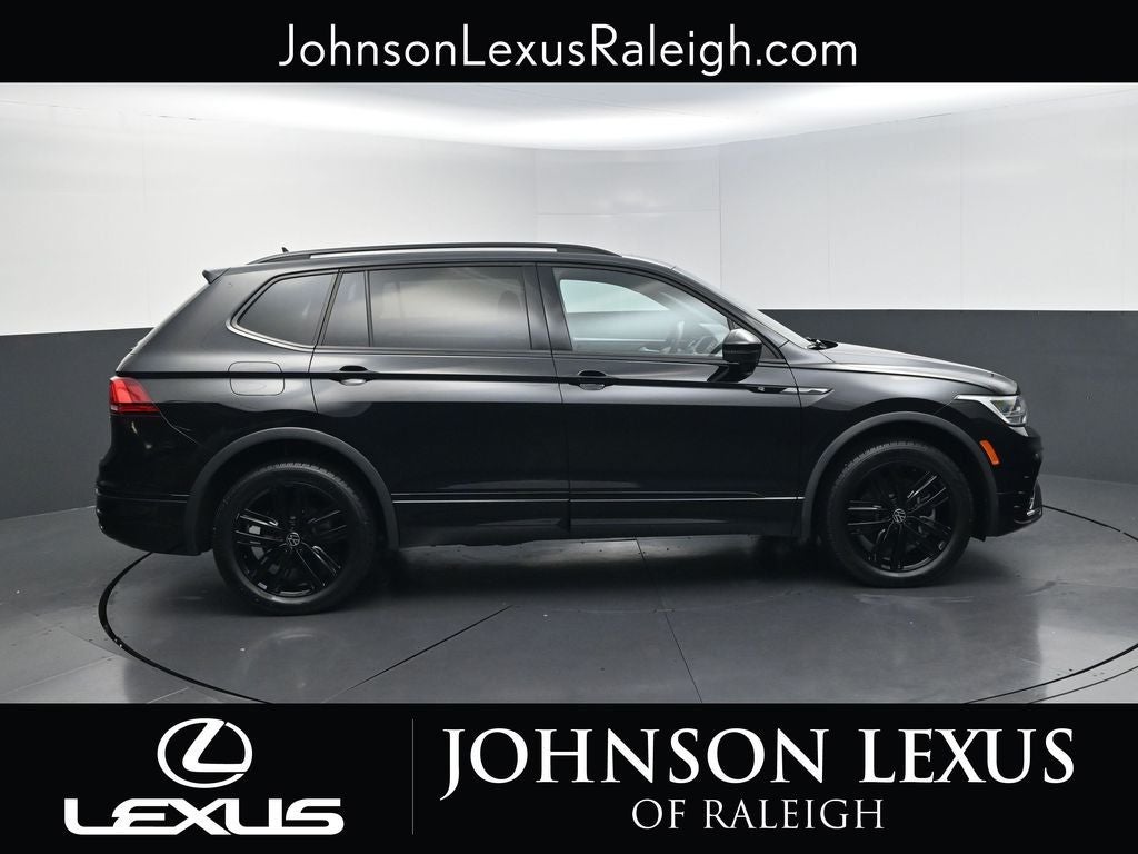 2022 Volkswagen Tiguan 2.0T SE R-Line Black
