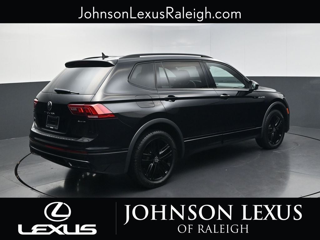 2022 Volkswagen Tiguan 2.0T SE R-Line Black
