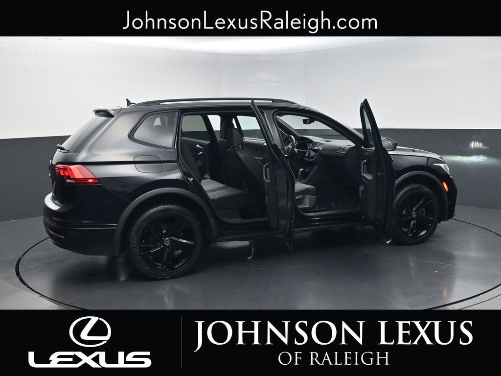 2024 Volkswagen Tiguan 2.0T SE R-Line Black