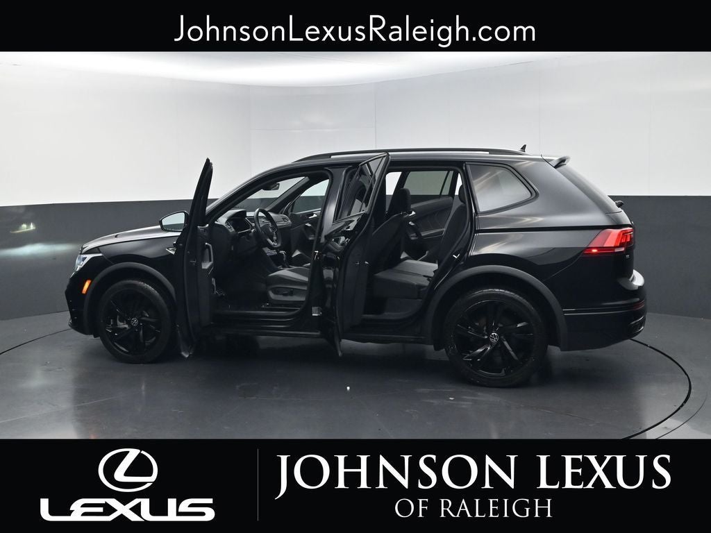 2024 Volkswagen Tiguan 2.0T SE R-Line Black