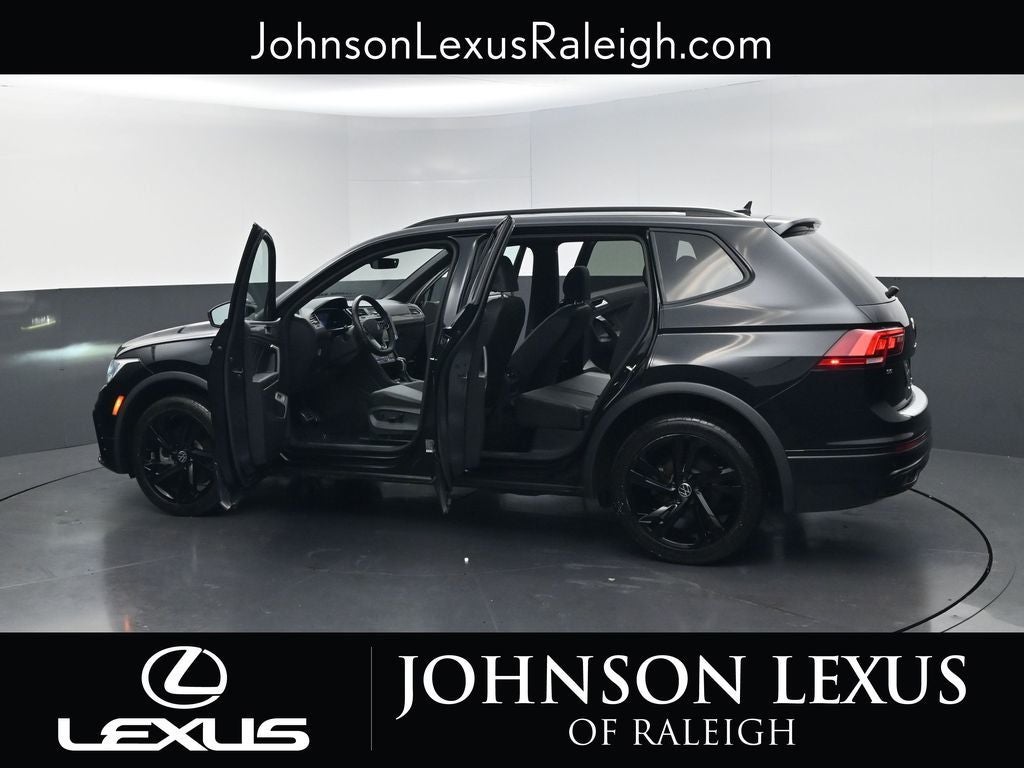 2024 Volkswagen Tiguan 2.0T SE R-Line Black