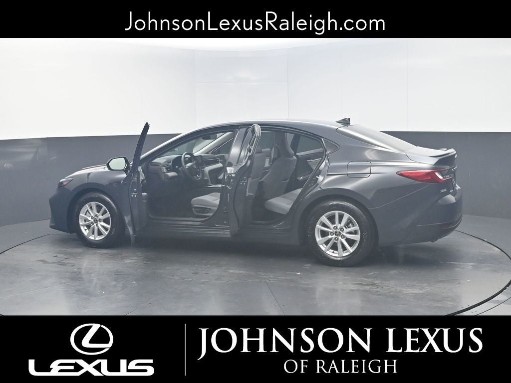 2025 Toyota Camry Base