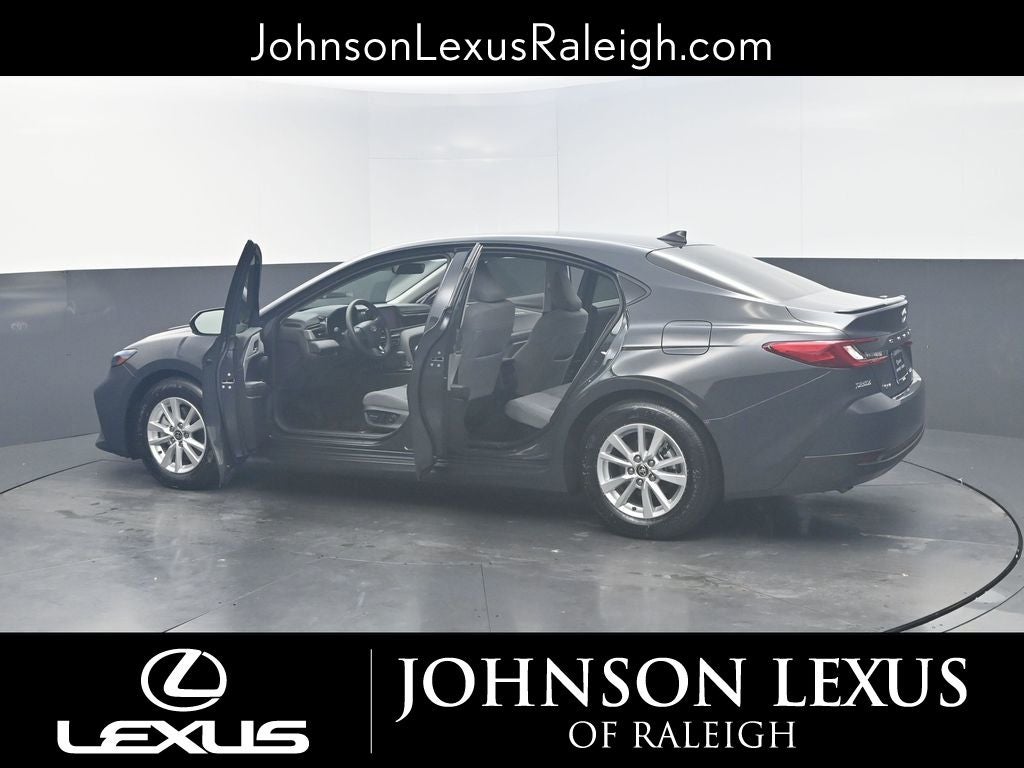 2025 Toyota Camry Base