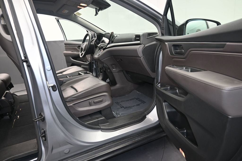 2019 Honda Odyssey EX-L w/Navigation and Rear Entertainment System