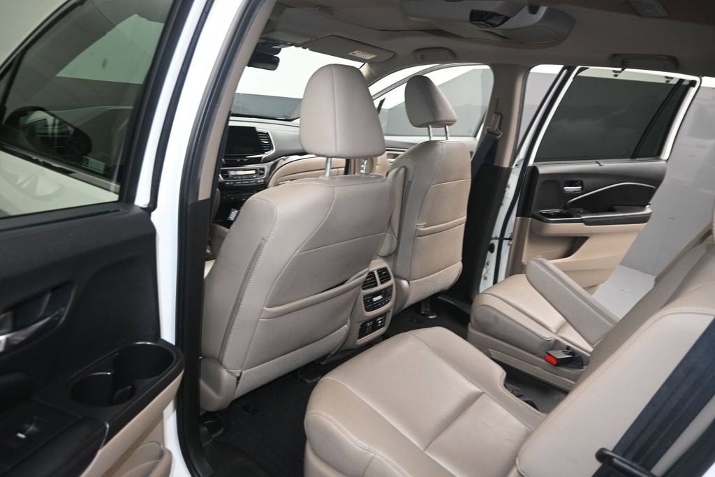 2021 Honda Pilot Touring 7 Passenger