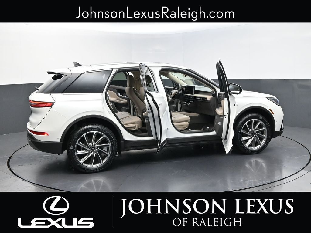 2024 Lincoln Corsair Premiere