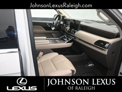 2023 Lincoln Navigator Reserve