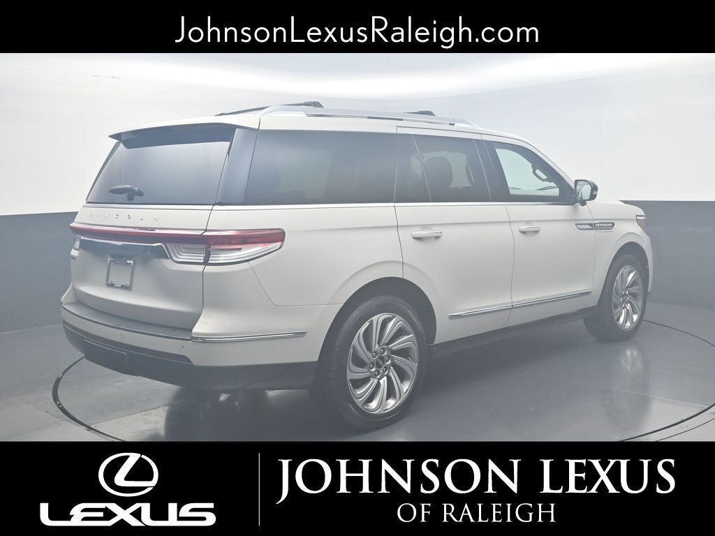 2023 Lincoln Navigator Reserve