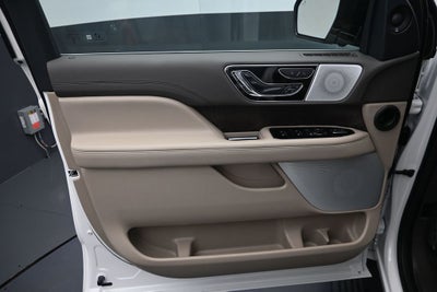 2023 Lincoln Navigator L Reserve