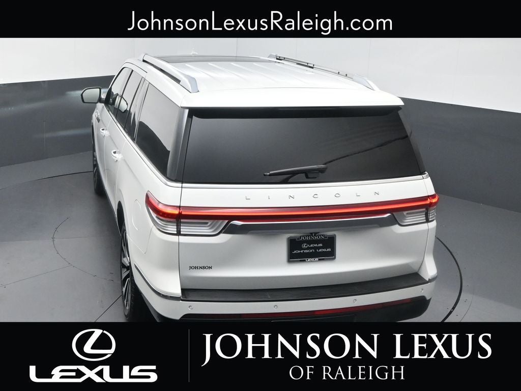 2023 Lincoln Navigator L Reserve