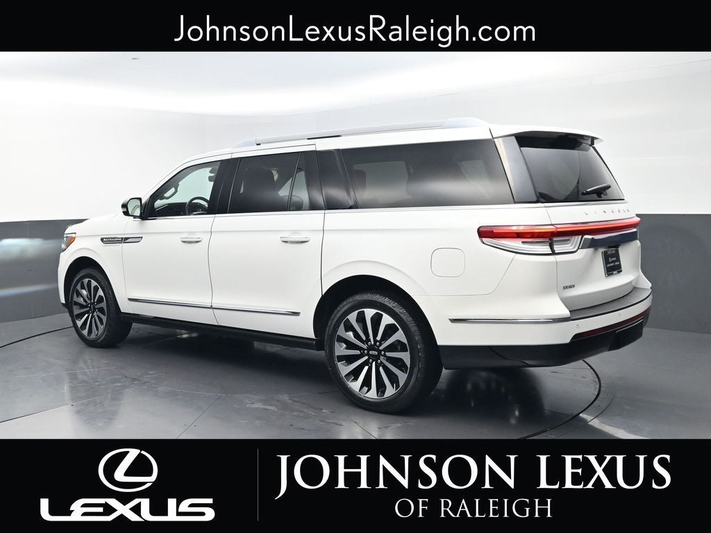 2023 Lincoln Navigator L Reserve