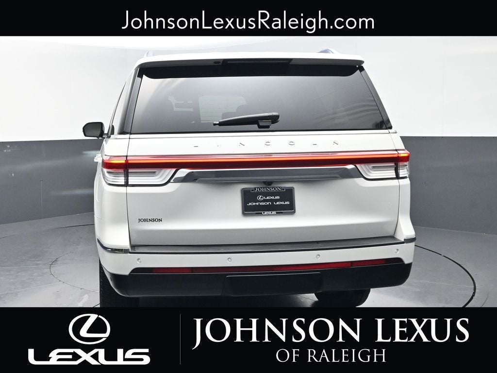 2023 Lincoln Navigator L Reserve