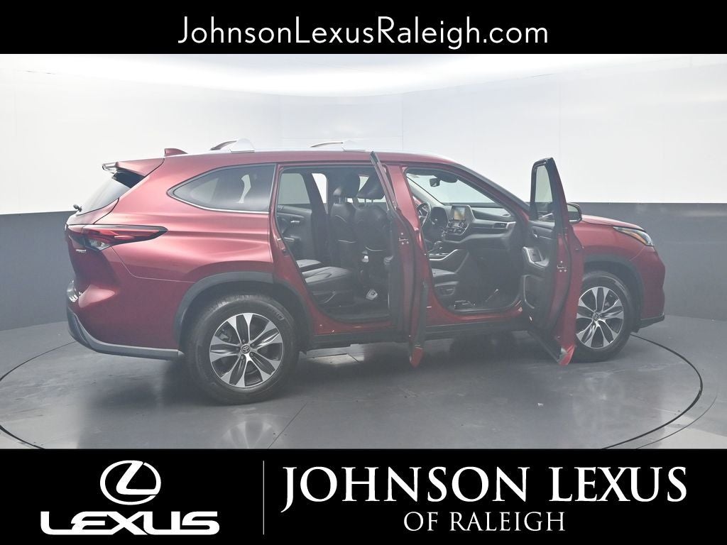 2021 Toyota Highlander Hybrid XLE